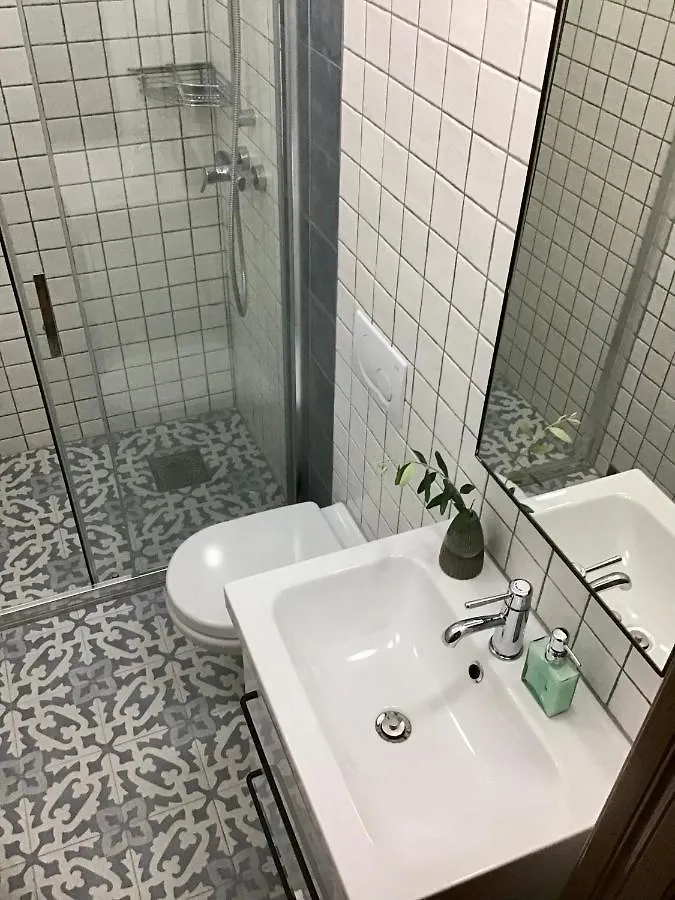 Villa Lantana Vir